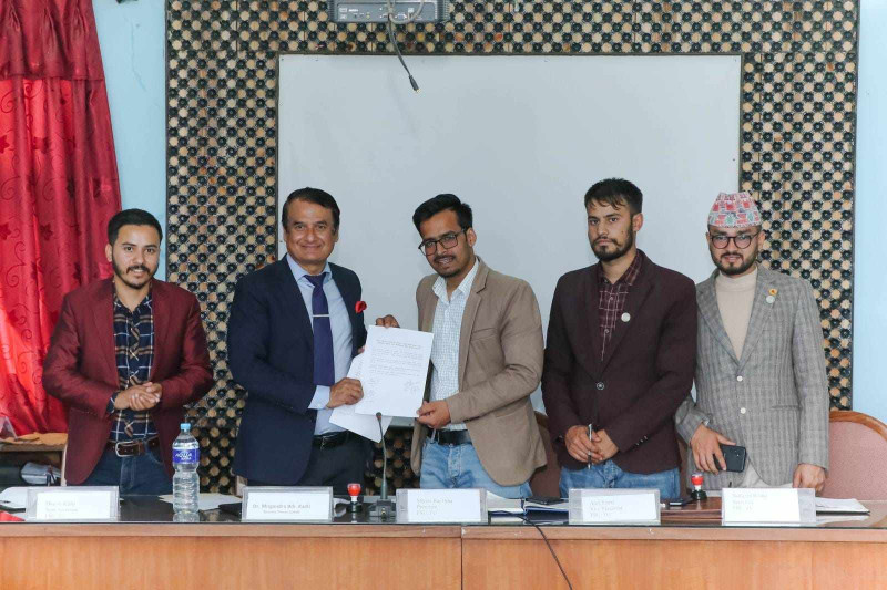 त्रिवि स्ववियु र सिनासबीच विद्यार्थीको अनुसन्धान अनुदानका लागि सम्झौता 