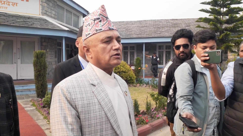 कांग्रेस असहिष्णु बन्यो, अदालतलाई प्रभाव पार्न खोज्यो : खगराज अधिकारी 