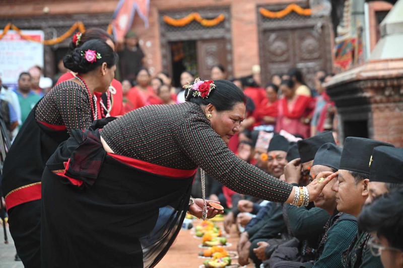 भक्तपुरमा सामूहिक  म्हः पूजा (तस्वीरहरू)