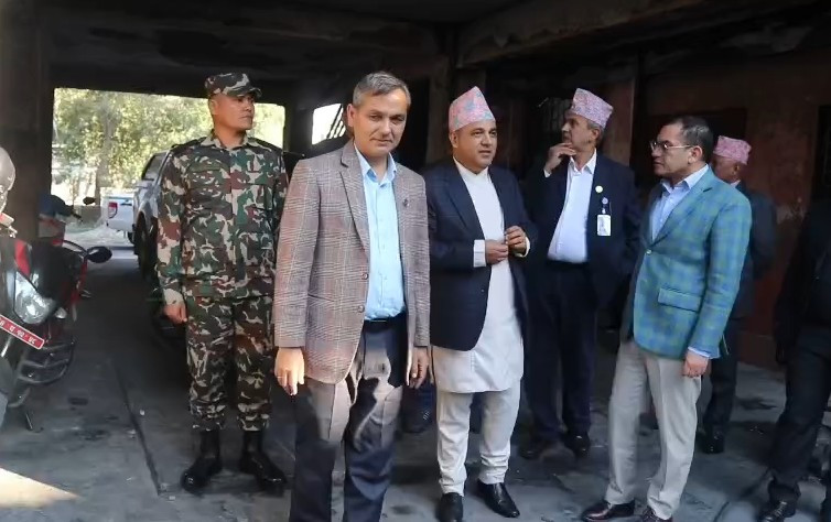 जेन–जी आन्दोलनमा क्षतिग्रस्त सुदूरपश्चिमका संरचना पुनर्निर्माणमा सहयोग गर्ने गृहमन्त्रीको आश्वासन