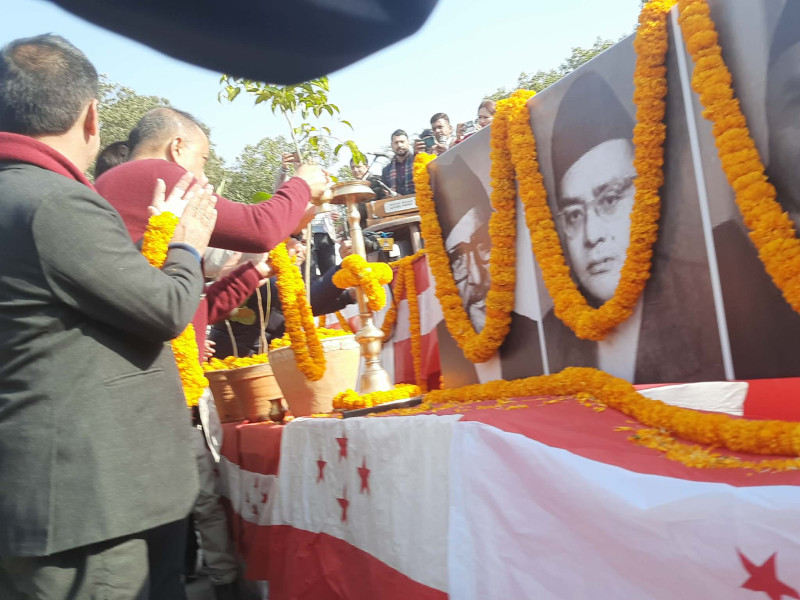 गगन र विश्वप्रकाशले गरे कांग्रेस विशेष महाधिवेशनको उद्घाटन