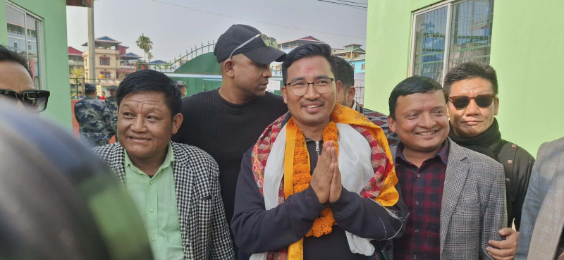 झापा-५ मा नेकपाबाट रञ्जित तामाङको पनि उम्मेदवारी दर्ता