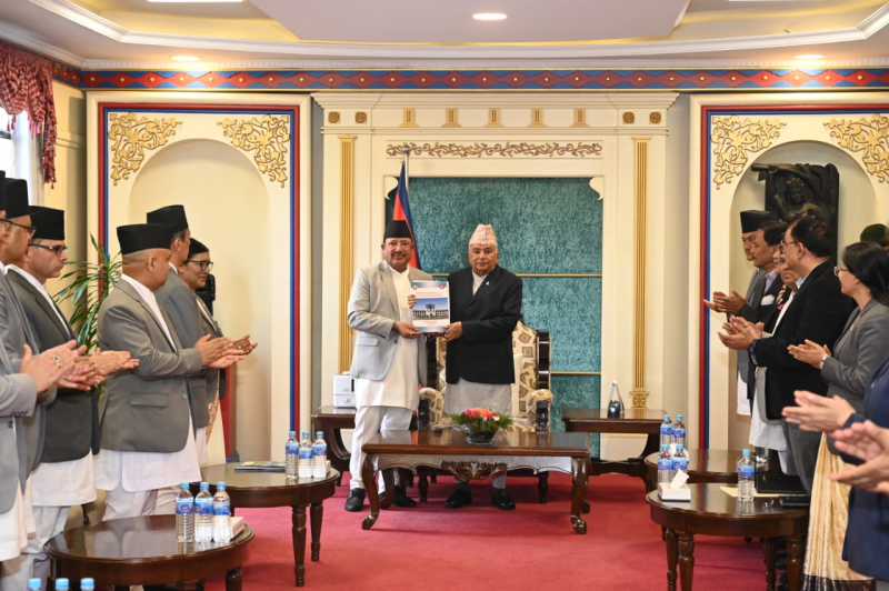 प्रतिनिधिसभा निर्वाचनको प्रतिवेदन राष्ट्रपति समक्ष पेस, सरकार गठन केही दिनमा
