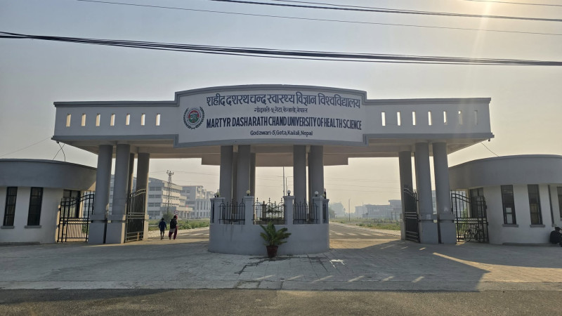 जग हाल्दादेखि नै स्वास्थ्य र शिक्षा मन्त्रालयको खिचातानी, पेलानमा गेटा