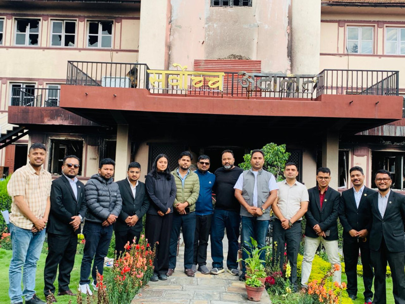 विद्यार्थी संगठन खारेजविरुद्ध संयुक्त विद्यार्थी संगठनद्वारा सर्वोच्चमा रिट