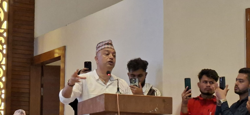 सरकार लोकतन्त्रलाई लहडतन्त्र बनाउँछ भने कांग्रेस सतिसाल भएर उभिन्छ : गगन थापा
