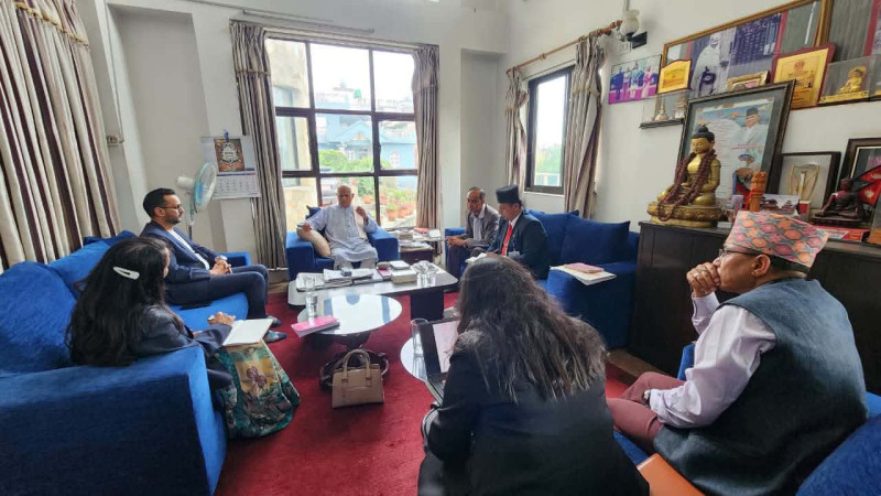 संविधान संशोधन कार्यदलले गर्‍याे पूर्वराष्ट्रपतिद्वय यादव र भण्डारीसँग छलफल, राष्ट्रिय सहमतिमा जोड