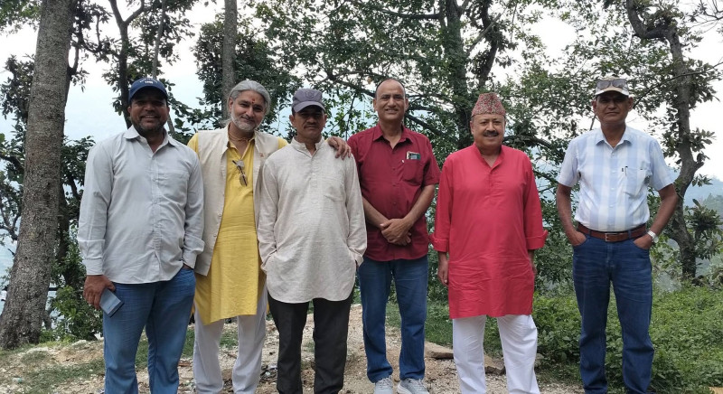 धनगढीमा खडेरी, पानी माग्न शैलेश्वरीमा पूजाका लागि मेयर हमालसहितको टोली प्रस्थान