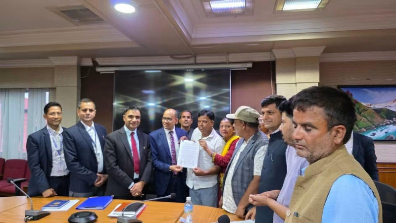 लघुवित्तपीडितसँग सरकारको सातबुँदे सम्झौता, आन्दोलन स्थगित
