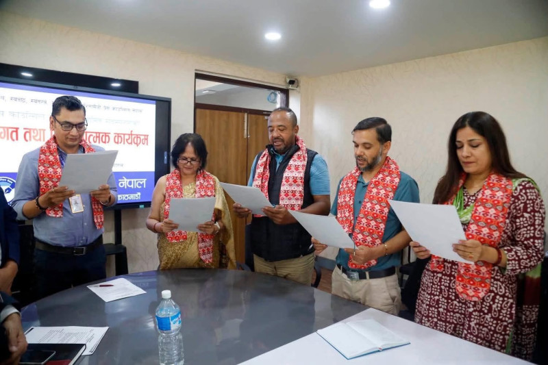प्रेस काउन्सिलका चार सदस्यले लिए शपथ