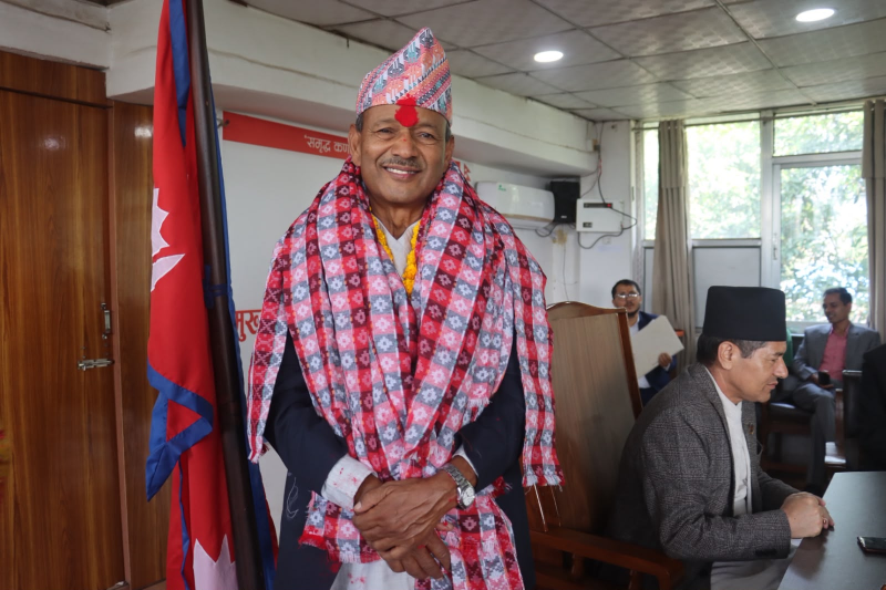 कर्णाली प्रदेश योजना आयोगका उपाध्यक्षले लिए शपथ