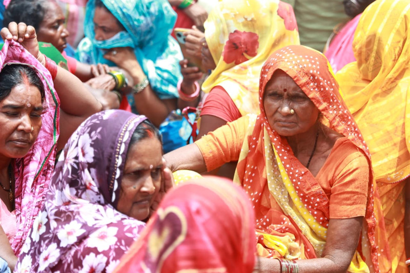 काठमाडाैंमा लघुवित्तपीडितले थाले आमरण अनशन [तस्वीरहरू]