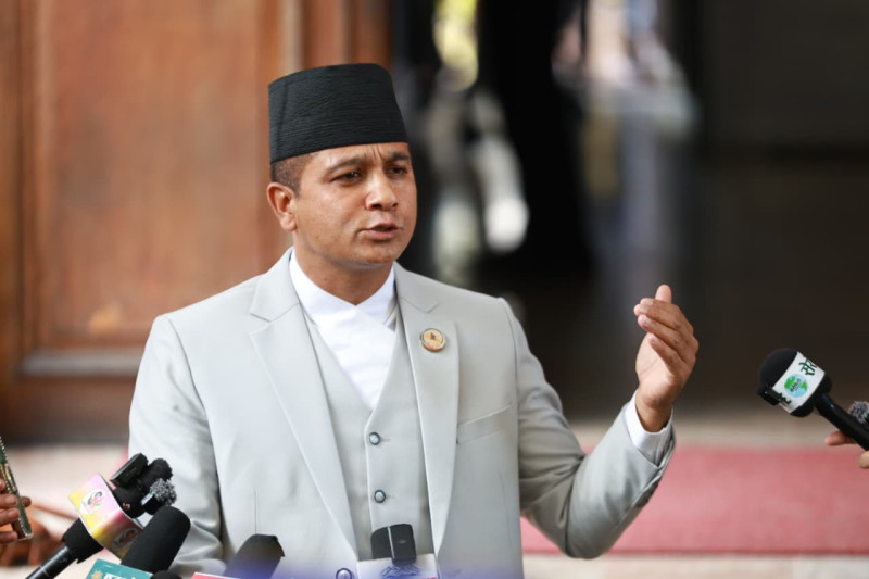 प्रधानमन्त्री बालेनकाे सट्टा परराष्ट्रमन्त्रीले दिने जवाफलाई मानेनन् विपक्षी दलले