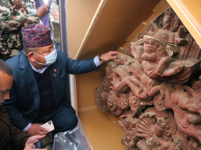 स्वदेश ल्याइयो चोरी गेरर अमेरिका पुर्‍याइएका पुरातात्विक सम्पदा