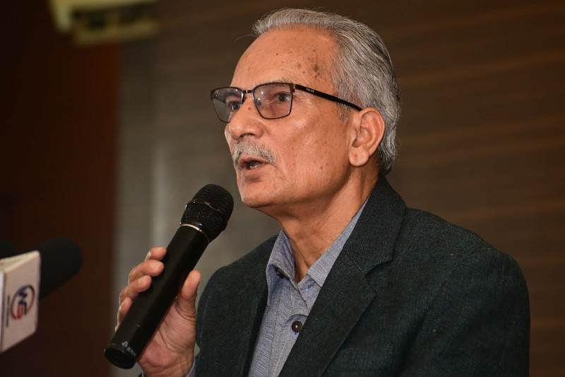 इतिहासबाट बिदा हुन लागेका पुराना शक्तिहरू फेरि जुर्मुराउन थाल्नु विडम्बनापूर्ण छ : भट्टराई