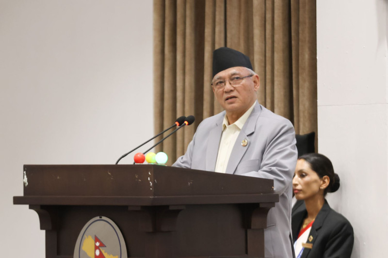 बादलको प्रश्न– राष्ट्रिय झण्डा ओढेर देश जलाउने देशद्रोहीको विषयमा नीति तथा कार्यक्रम किन माैन ?