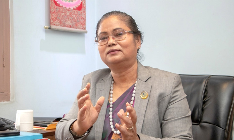 महिलामन्त्री चौधरी भन्छिन्– ‘प्रधानमन्त्री छोरी कार्यक्रम’लाई १० करोड मात्रै बजेट छुट्याउँदा ग्लानि महसुस भयो