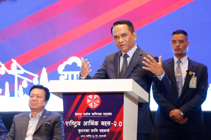 विदेशी मुद्राको सञ्चितिलाई ‘सोभेरेजियन वेल्थ फन्ड’मार्फत लगानी गर्ने योजना बनाएका छौँ : गभर्नर पौडेल