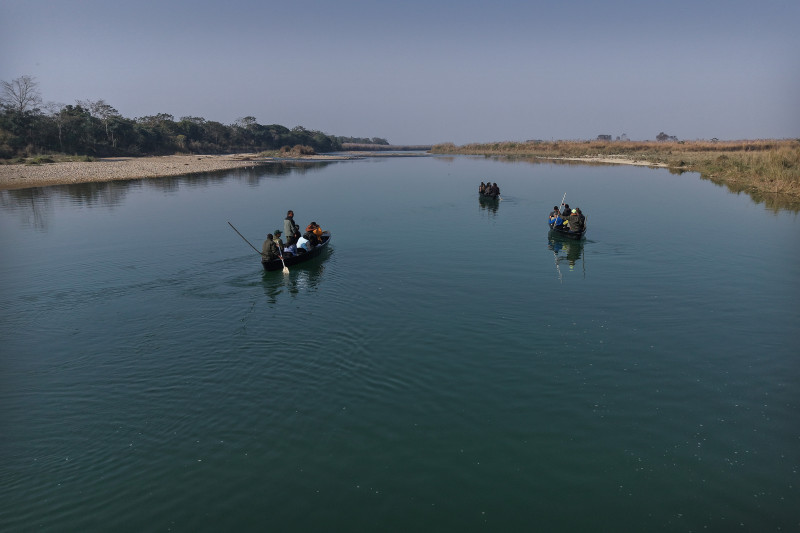 सौराहामा राप्ती नदीको बोटिङ आकर्षण (तस्वीरहरू)