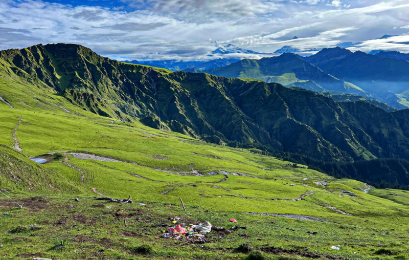 पर्यटकको चापसँगै बुकीपाटनमा प्लास्टिकजन्य फोहाेर बढ्दो, व्यवस्थापनमा चुनौती
