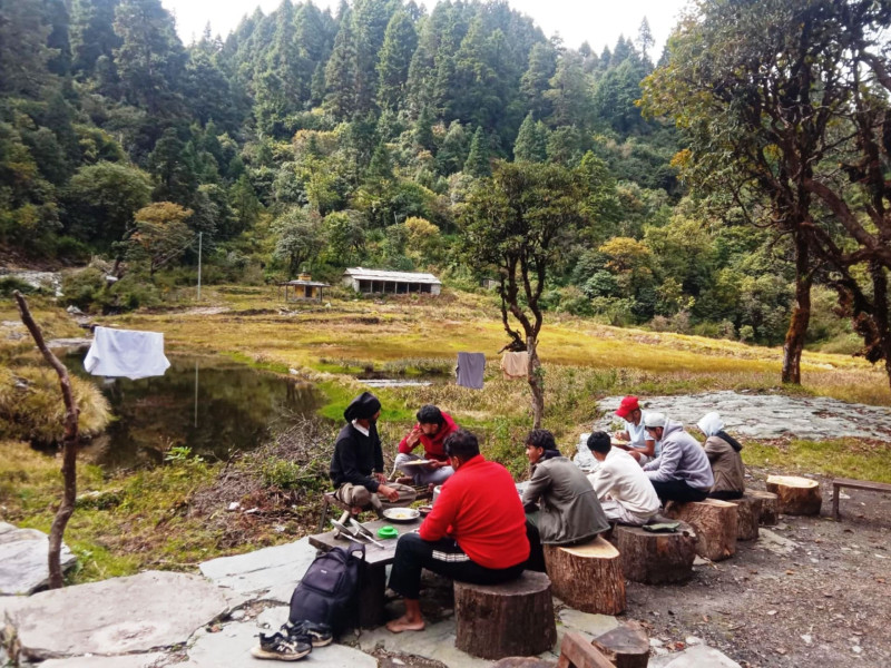 पूर्वाधार विस्तारसँगै प्रसिद्ध हम्पाल लेकमा पर्यटकको आगमन बढ्यो