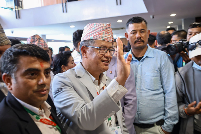 कांग्रेस उपसभापतिमा धनराज गुरुङको उम्मेदवारी दर्ता