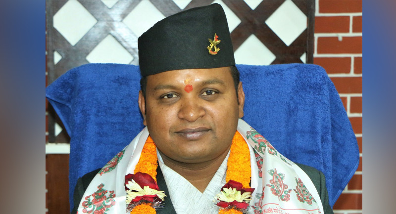 श्रममन्त्री साह बर्खास्त, रास्वपाको सिफारिसमा प्रधानमन्त्री शाहले गरे कारबाही