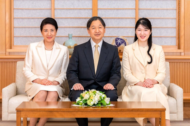 जापानकाे राजसंस्थाबारे दुई विकल्पमा चल्दै छ  छलफल (भिडियोसहित)