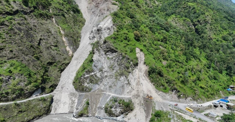 पहिराले पश्चिम म्याग्दीको यातायात प्रभावित