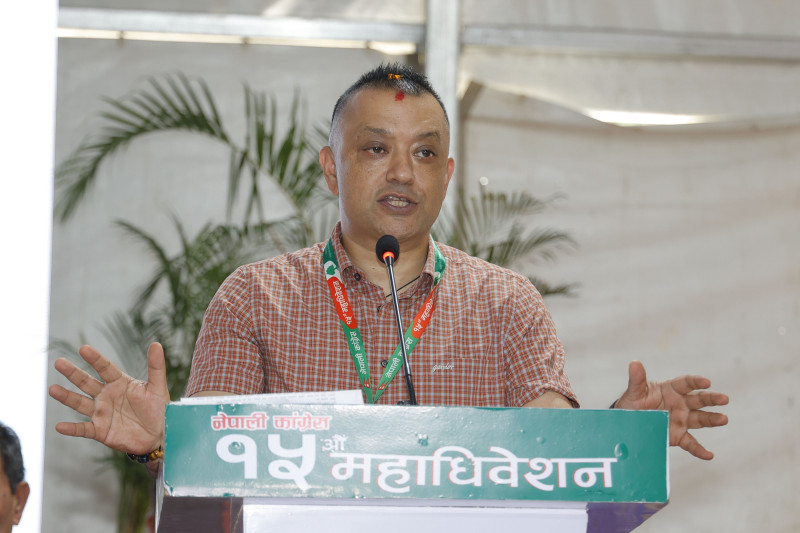 बदलिएको कांग्रेसमा पदका आकांक्षी पनि बढे, नेता व्यवस्थापनमा गगनलाई सकस