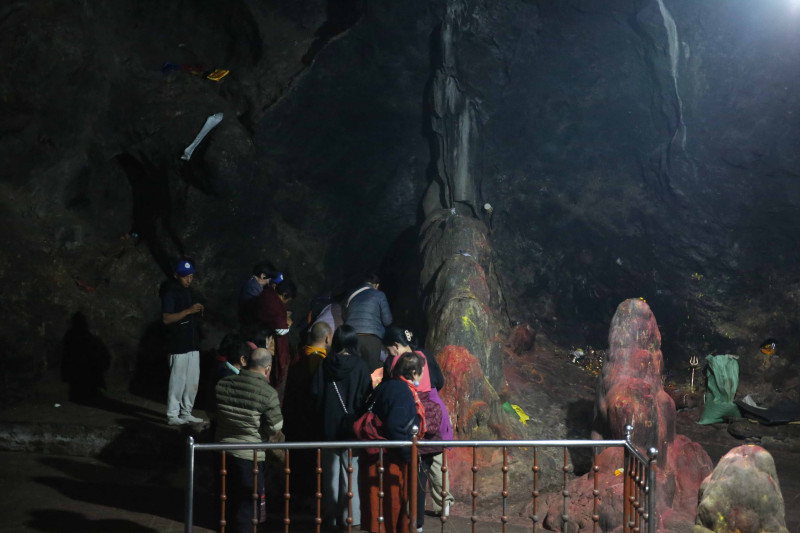 हिन्दु, किराँत र बौद्ध धर्मावलम्बीहरूको प्रसिद्ध धार्मिकस्थल हलेसी महादेव (तस्वीरहरू)