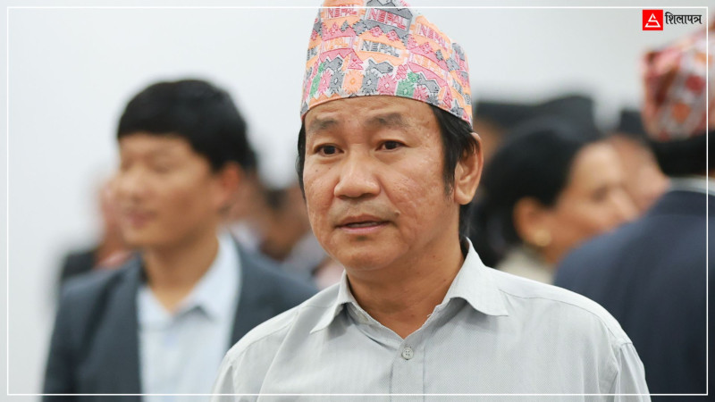 हर्क साम्पाङको अंग्रेजी स्टाटस– राक्षसको सत्ता हुँदा जीवन सकिन्छ