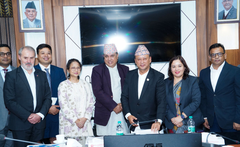 ऊर्जामन्त्री खड्का र एसियाली विकास बैँकका उपाध्यक्षबीच भेट