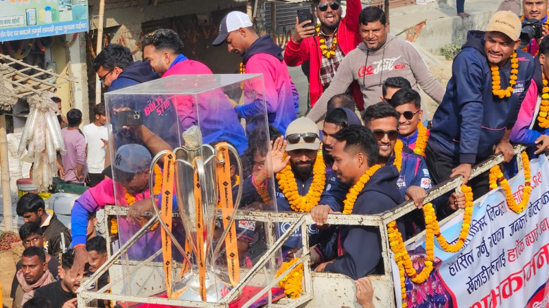 ट्रफीसहित महोत्तरी पुग्यो एनपीएल विजेता जनकपुर बोल्ट्स 