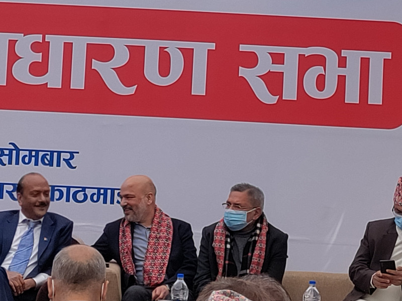 राष्ट्र बैंक संकुचित हुँदा धराशयी बन्दै अर्थतन्त्र