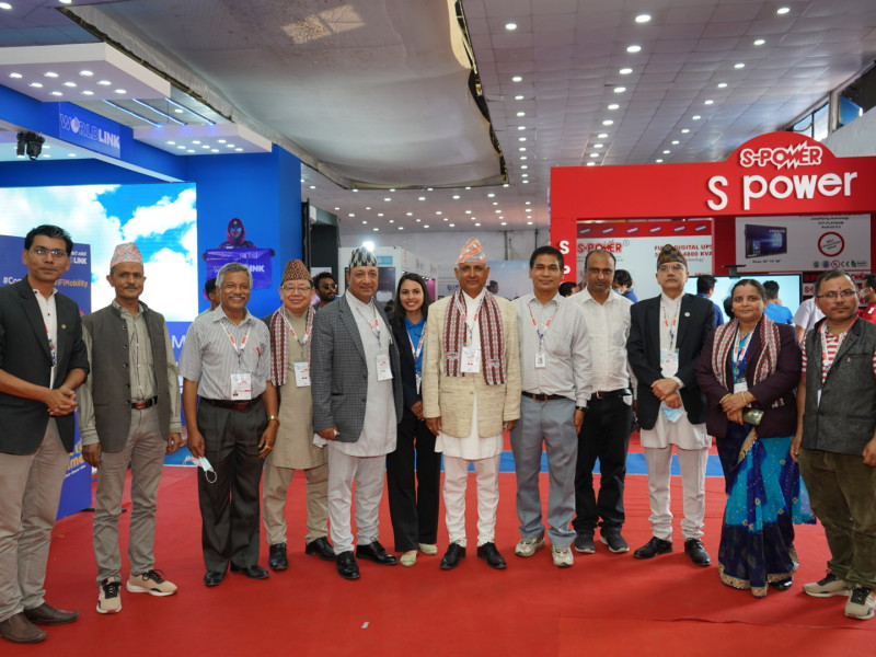 क्यान इन्फोटेक २०२२ को उत्कृष्ट पुरस्कार वर्ल्डलिङ्क कम्युनिकेसन र बीआईसी टेक्नोलोजीलाई