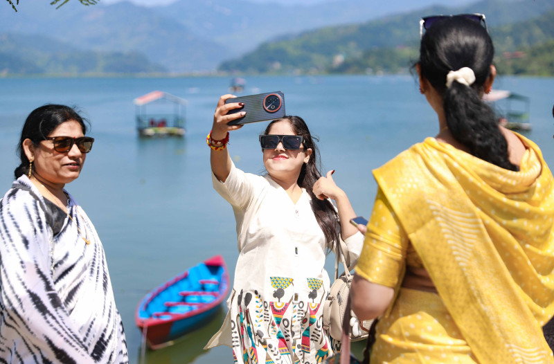 भारतीय पर्यटकले पोखरा भरिभराउ, होटलहरूमा खचाखच भिड