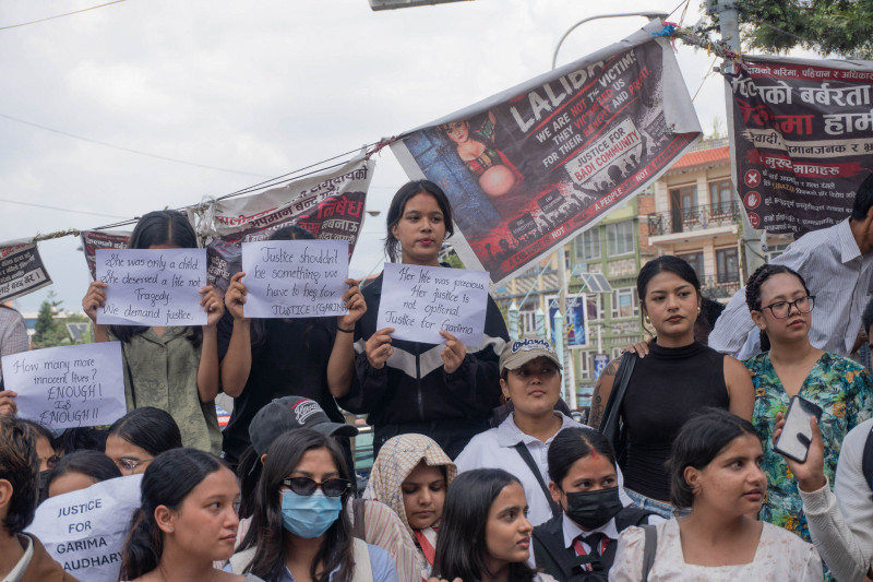 गरिमालाई न्यायको माग गर्दै माइतीघरमा आज पनि प्रदर्शन [तस्वीरहरू]