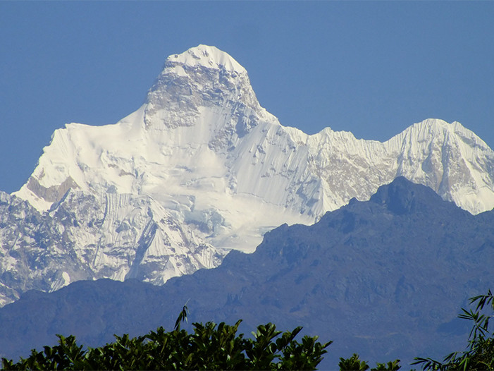 कुम्भकर्ण हिमाल आरोहण गर्दै दुई अमेरिकीसहित पाँच विदेशी नागरिक
