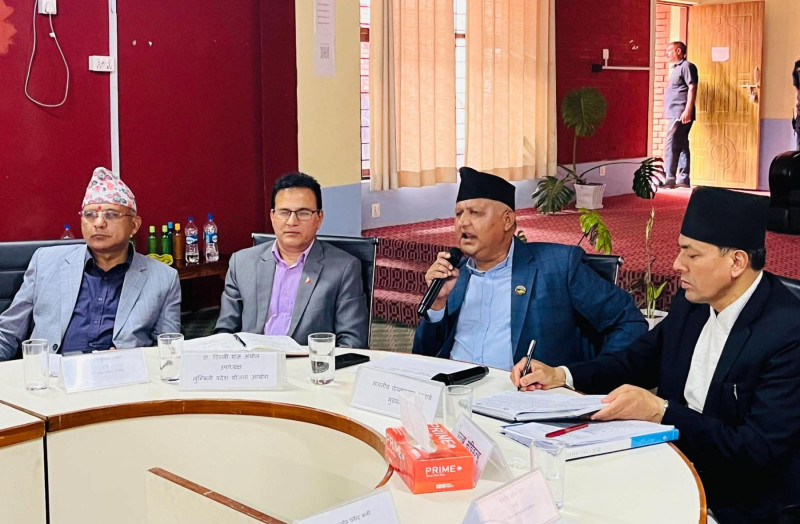 केन्द्रले मन्त्रालय घटाएपछि लुम्बिनी प्रदेश सरकारले पनि १२ बाट ९ मा झार्दै