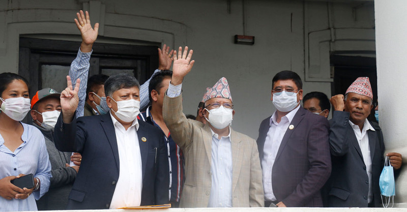 नेकपा एकीकृत समाजवादीले बोलायो संसदीय दलको बैठक, माधव नेपाल नेता बन्ने निश्चित 