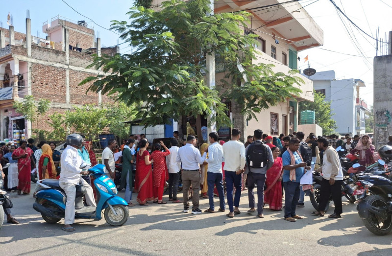 मुख्यमन्त्री यादवको नियुक्ति असंवैधानिक भएको भन्दै सात दलको धर्ना आज पनि जारी