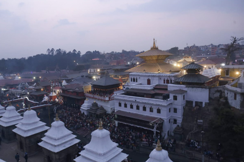 आराध्यदेव शिवको पूजाआराधना गरी महाशिवरात्रि पर्व मनाइँदै
