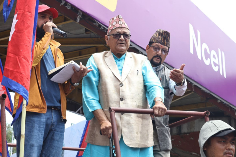 राजावादीले खोजेको हुकुमको राजा कि हुकुमी ?
