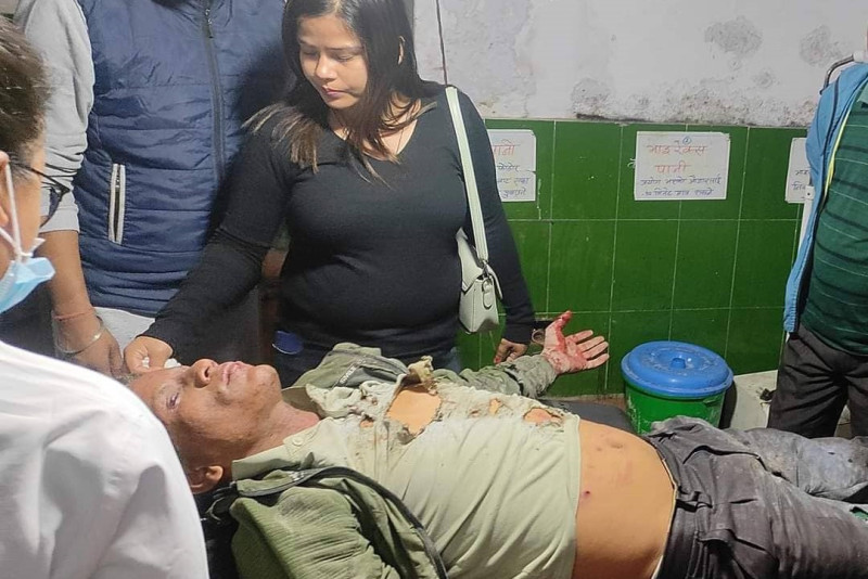 विप्लव कार्यकर्ताले बम बनाउने क्रममा नेपालगञ्जमा विस्फाेट भएको खुल्यो, दुई घाइते अस्पतालमा, तीन फरार  
