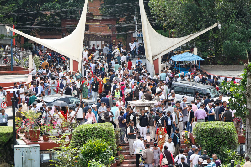 कांग्रेस पदाधिकारीमा उम्मेदवारी दर्ता हुँदै, कुन पदमा क–कसको पर्‍यो मनोनयन ?