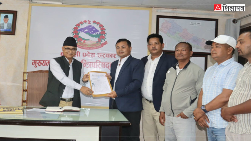 मूल्यवृद्धिको भार थेग्न नसकेपछि कर्णालीका व्यवसायीले गराए मुख्यमन्त्रीको ध्यानाकर्षण
