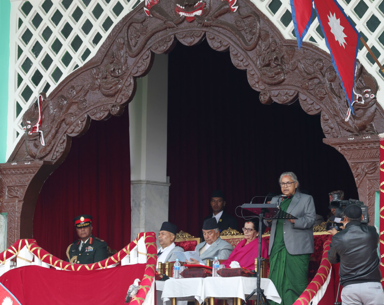 सन्तानको लाडप्यार मारेर खाडीमा वर्षौं बिताउने बाबुआमालाई प्रजातन्त्रको आदर्श कुराले छुन सक्दैन : प्रधानमन्त्री