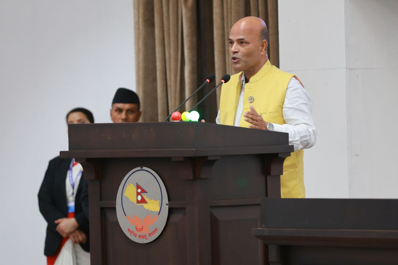 बजेटमाथि सत्तापक्षकै सांसद अमरेशका ८ कटाक्ष