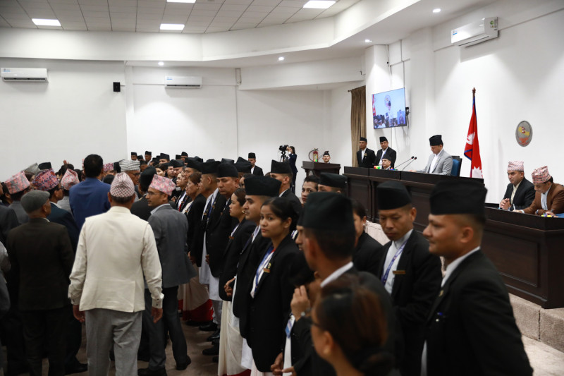 वेल घेराउ गर्दै विपक्षी दलको नारा– लिपुलेक हाम्रै हो